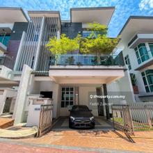 Freehold. Malay reserve.  Renovated. View To Offer.