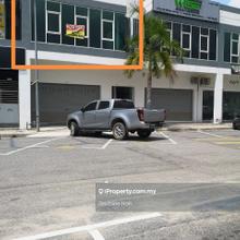 Prime Location - Nearby River Front Watson
