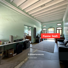 Georgetown Double Storey Shoplot For Rent