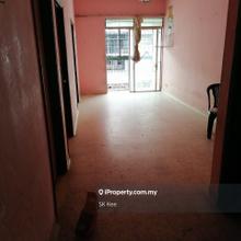 4-storey apartment unit @Taman Sri Serdang