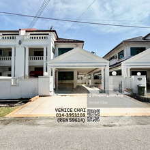 2.5 Storey Semi D For Sale in Miri