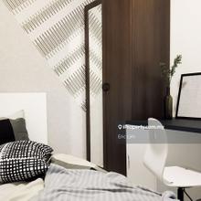 Room Rental With Interior Design Furnish Free Wifi & Weekly Cleaning 