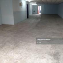 1 floor shop for rent 