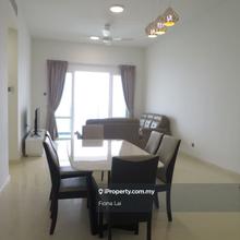 Tritower walking distance to ciq, high floor unit, unblock view