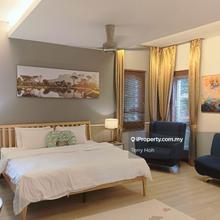 Renovated & Move-In Condition 3-Storey Bungalow@Bandar Mahkota Cheras