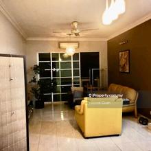 PJ Kelana Sterling Condo 1442 sqft 4r 2b 2 C/parks, Near Paradigm Mall