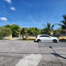 Big land bungalow 