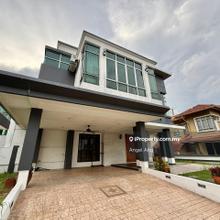 Bungalow Corner for Sale