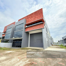 Facing Road in Elmina Business Park Twin Factory 70x160 for rent