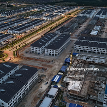 Eco botanic new phase shoplot for rent. Adjoining unit!