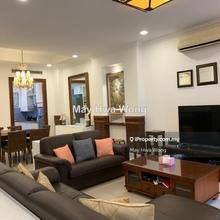 Tastefully renovated Semi-D with lift for sale 