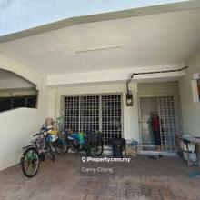 Partial Furnished 2.5 Storey Terrace House in Ampang, Ipoh For Sales