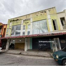 Shop Lot @ Templer Suasana Rawang for Rent