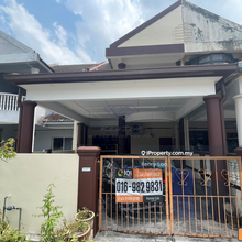 Fully Extended Air Putih 2 Story House