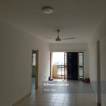 Mid Floor/With Strata Title/Basic Unit/Non Bumi/Well Kept Best Deal