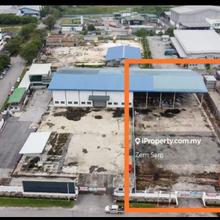 Warehouse with huge land at Gopeng