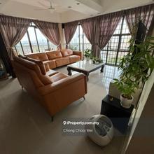Corner unit with sea view 