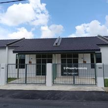 Rumah Teres Setingkat di Bukit Kayu Hitam