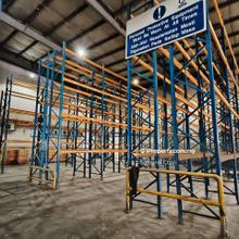 Warehouse Glenmarie Industrial Park come with racking system