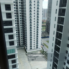 Subang Jaya Metropark Pandora /Paloma service apartment for Sale .