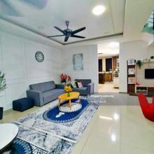 Freehold, 7 bedrooms 7 bathrooms, Below Market Value