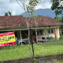 Old bungalow on a freehold land in the heart of town