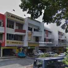 Jalan Jelutong ground floor shop for rent , rm 4300
