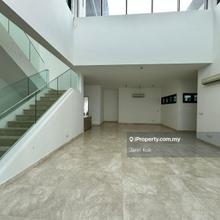 Below Market Value unit Duplex Private Pool, KLCC. Near iskl