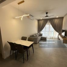 Walking distance to LRT, close to Empire Subang, Subang Parade, Inti