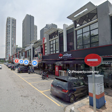 Main road frontage shop lot @ Kota Damansara, Petaling Jaya