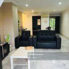 Well maintained Condo