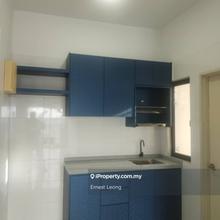 Partial furnished 3b2r the olive @ klia sepang - 1400 only!