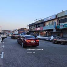 Johor Jaya, Jalan Dedap 4, facing main road