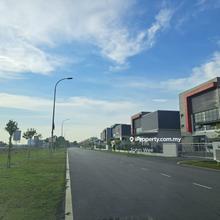 Detach Factory facing to Elite Highway