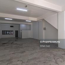 Bumi Lot/Ground Floor/Face Mainroad/Central Business Hub in Seksyen 13