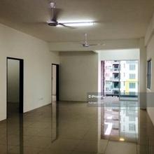 Mahkota Garden Condominium for sale, partly furnished 