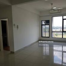 Utropolis Glenmarie partly furnished for sale