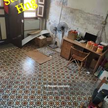 Terrace house for Sale