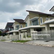 Villa Heights Bungalow