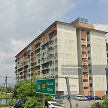 Pangsapuri Taman Tasik Sungai Chua Kajang 1000sf Below Market