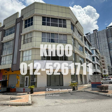 Four storey corner shop in bandar puteri bangi,kajang,selangor