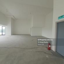 Shop-office for Rent
