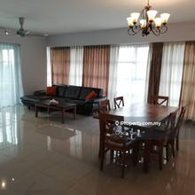 Big Corner Unit For Rent 