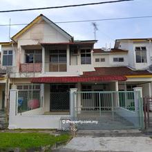 Double Storey House, Renovated Unit, Good Condition, 4 Bedrooms