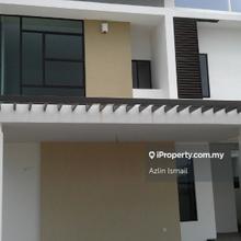 Semi-D house for Sale