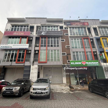 Bandar Seri Alam @ Masai 4 Storey Shoplot (Ground Floor) Facing Main R