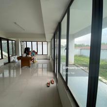 Bright Cosy Semi D !