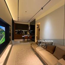 Connoisseur, Bukit Meldrum, Tanjung Puteri