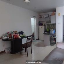 Walking distance to LRT, infront convenient, parking at 1st floor