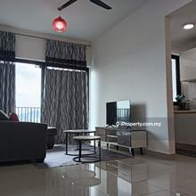 Freehold 2 bedrooms unit with facilities selling below market rate 